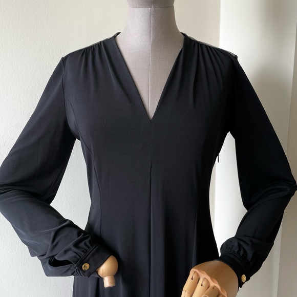 Michael Kors Long sleeve Black Midi Dress - Medium - Picture 3 of 15